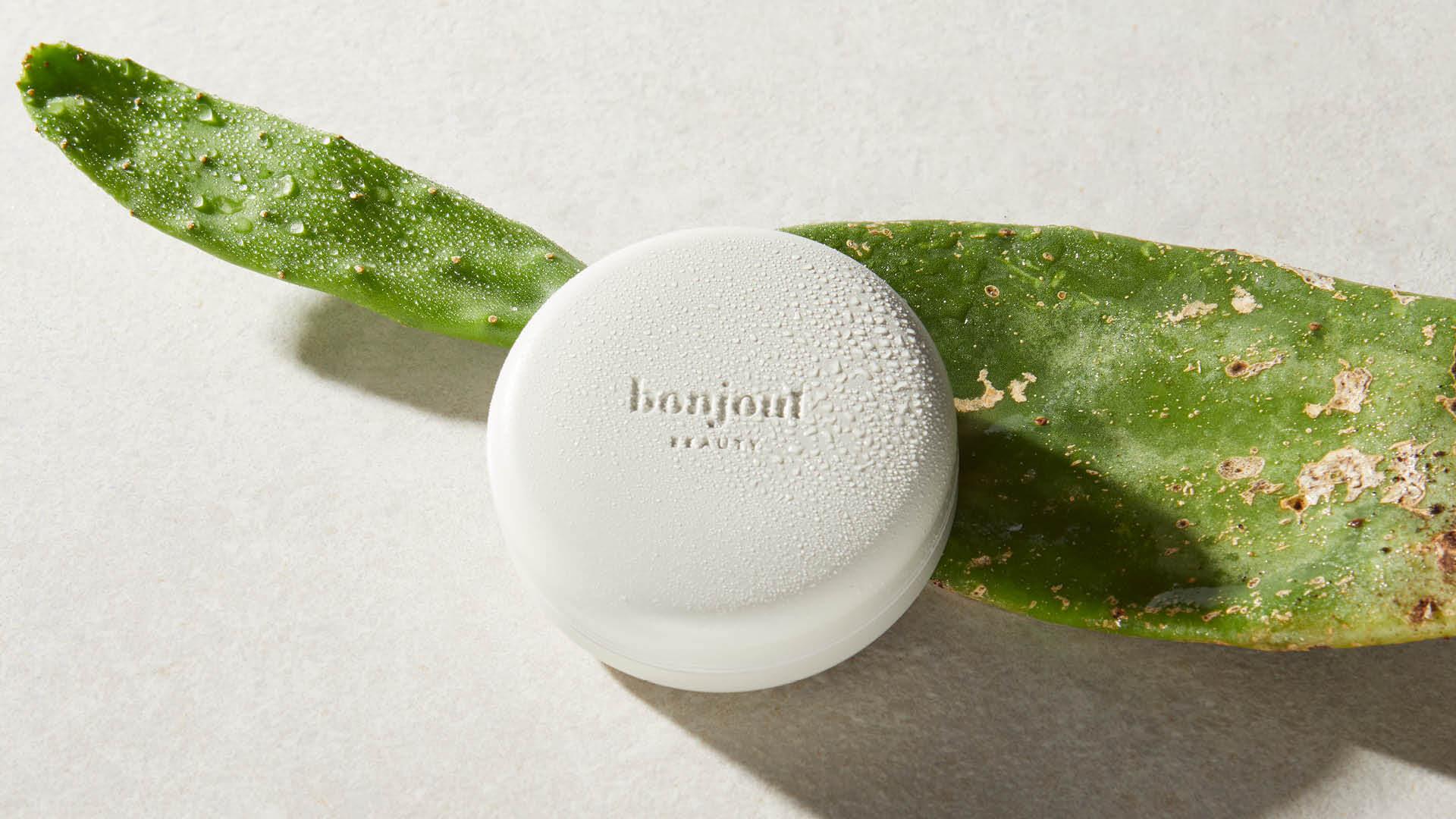 Bonjout Beauty's Le Balm product with prickly pear leaf