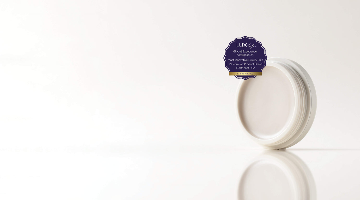 Bonjout Beauty's Le Balm product with LUX Life Award for Global Excellence 2023